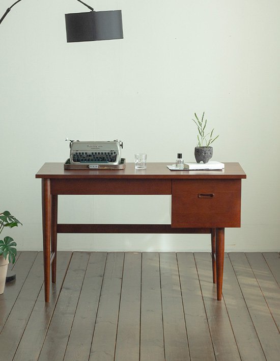 [장미맨숀] 리브 원목 책상 01 2종 (택1)