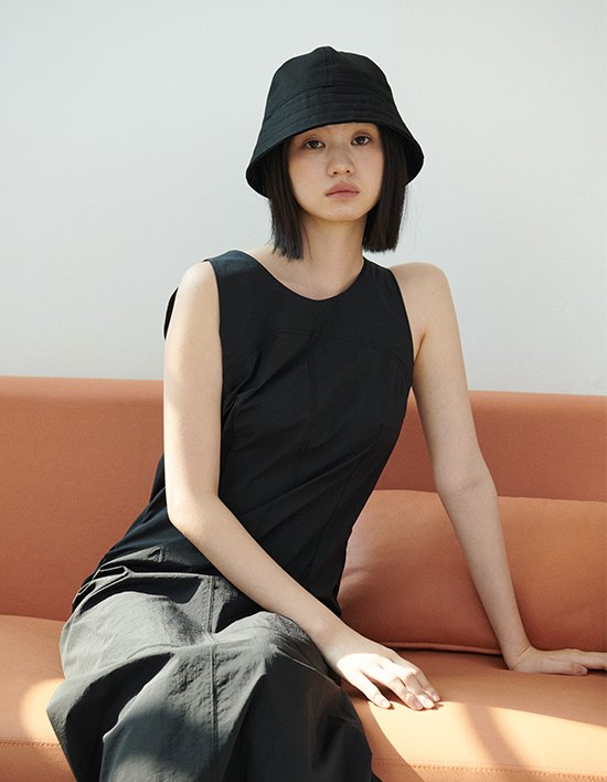 [38컴온커먼] 나일론 슬리브리스 드레스 (블랙)