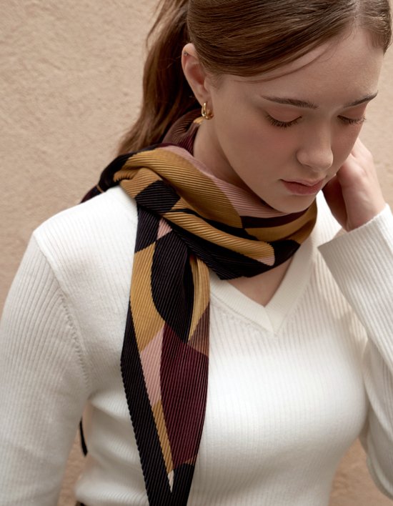 [엘르] 헤이즐넛 주름 스카프 3컬러 (택1)